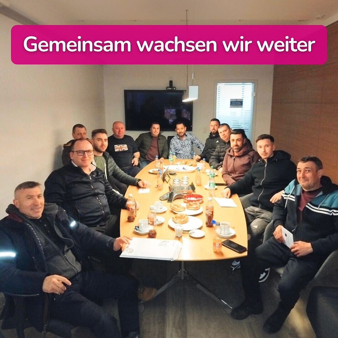 Stolz auf dieses Team. 🚍🩷💙