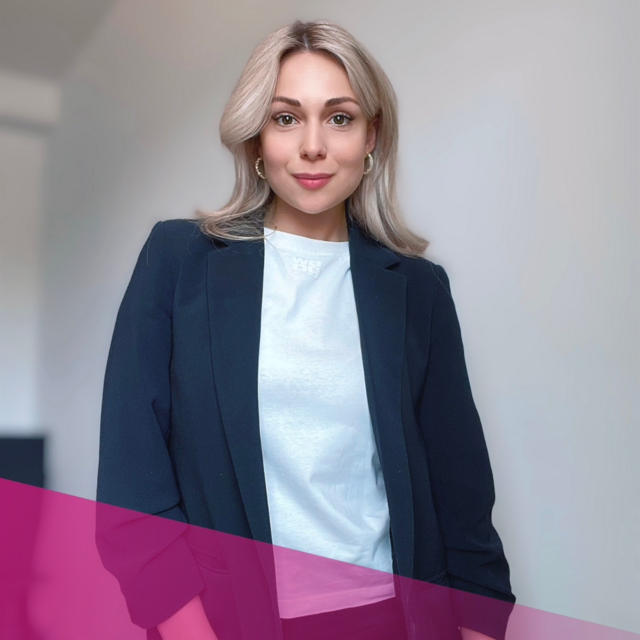 Unsere neue Mitarbeiterin Elisaveta👩🏼💼 Unsere neue Mitarbeiterin Elisaveta👩🏼💼